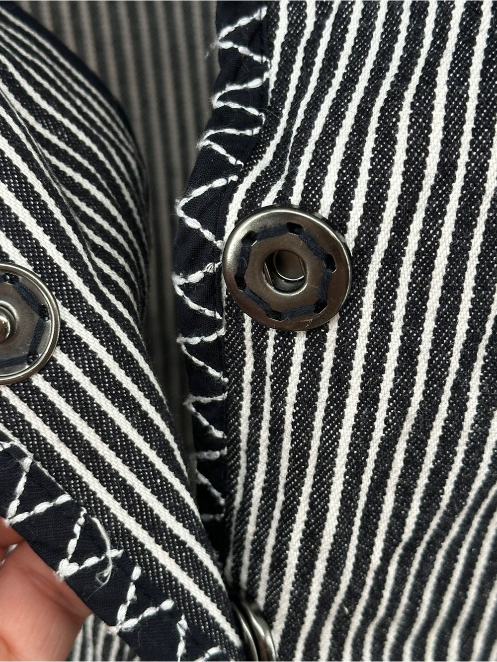 Talbots Size 16 Denim Black and White Pinstripe Blazer with Zigzag Trim - Picture 4 of 9